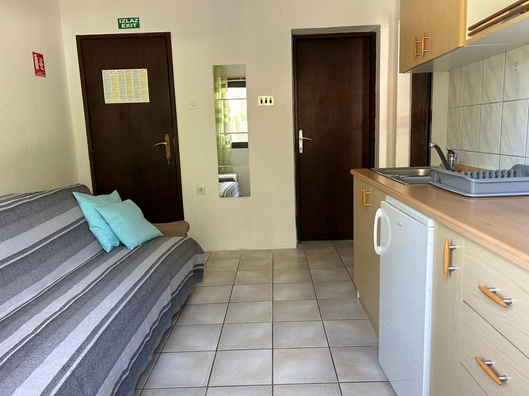 4 Sisters Apartments Gradac  Luaran gambar