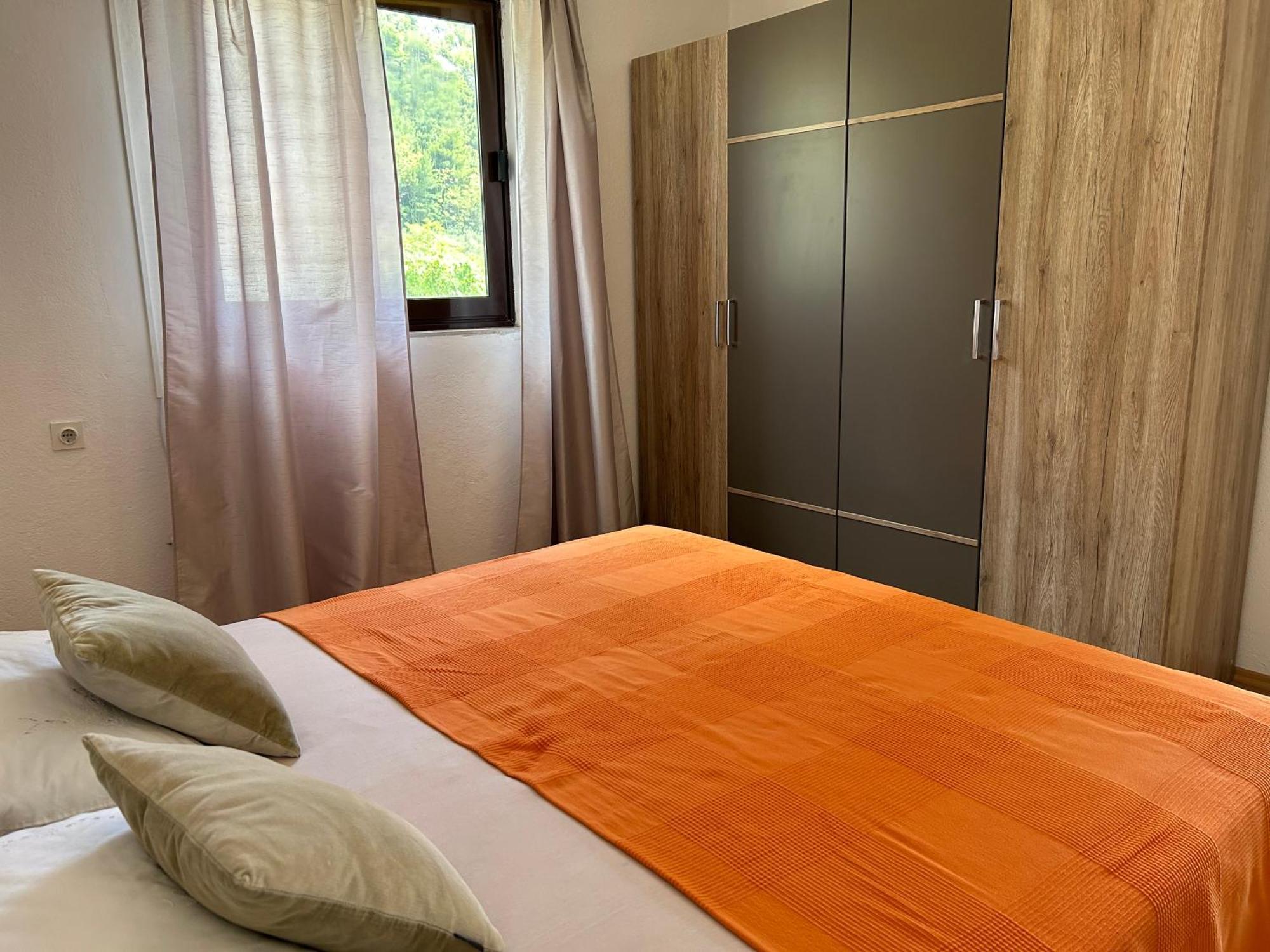 4 Sisters Apartments Gradac  Luaran gambar