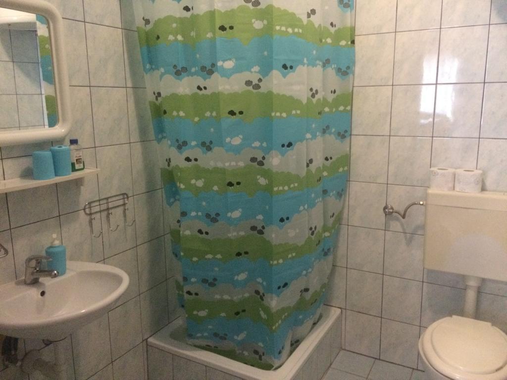 4 Sisters Apartments Gradac  Bilik gambar