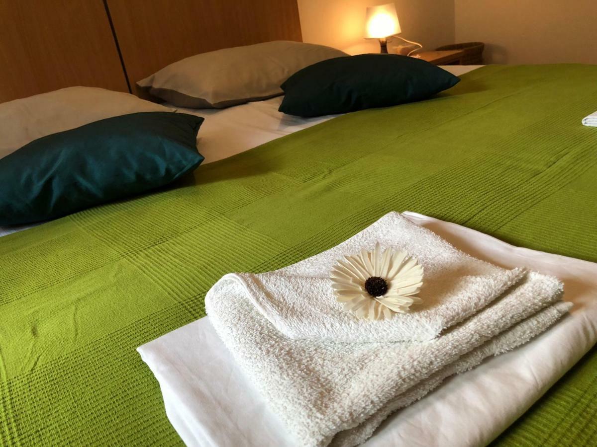 4 Sisters Apartments Gradac  Luaran gambar