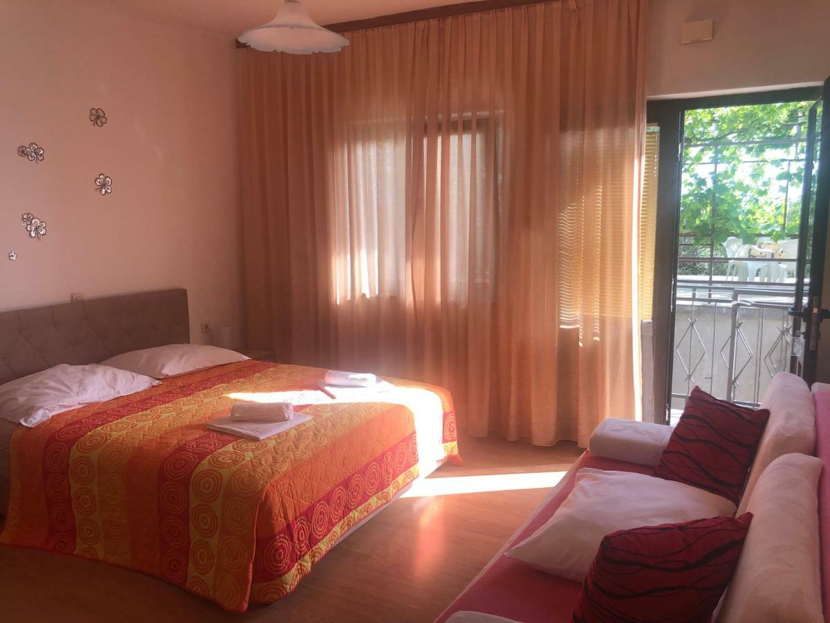 4 Sisters Apartments Gradac  Luaran gambar